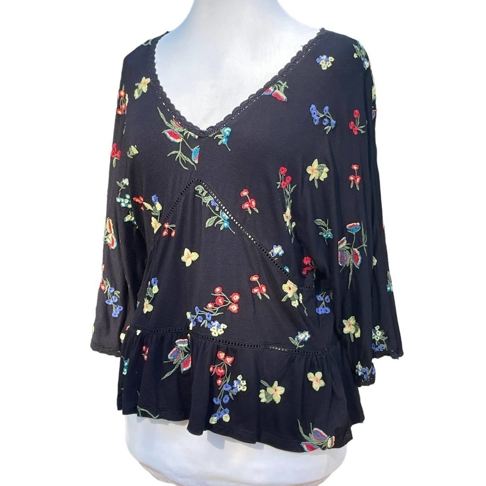 Anthropologie Parvati Floral Embroidered Blouse - Size Medium - Picture 7 of 16